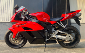 HONDA CBR1000RR 2004 SC57