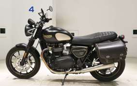 TRIUMPH STREET TWIN 2021