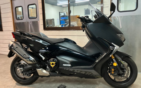 YAMAHA T-MAX 530 DX ABS 2018 SJ15J