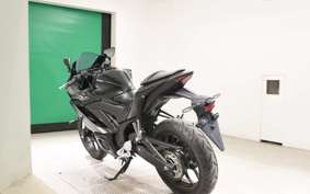 YAMAHA YZF-R3 2023 RH21J