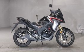 HONDA CB200X MC56