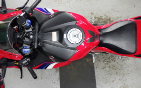 HONDA CBR600RR 2021 PC40