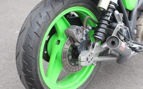 KAWASAKI ZRX400 2005 ZR400E