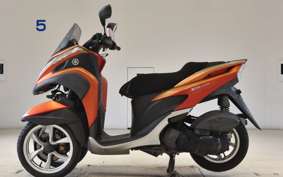 YAMAHA TRICITY 125 SE82J