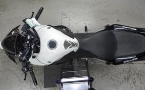SUZUKI GSR 400 A 2011 GK7EA