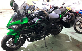 KAWASAKI NINJA 1000SX 2023 ZXT02K