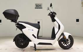 HONDA EM1E: 2001 EF16