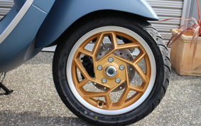 VESPA SPRINT 150 OFF SHINA8