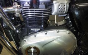 TRIUMPH BONNEVILLE T100 2020
