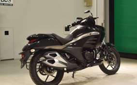 SUZUKI INTRUDER150 2023