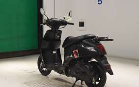 SUZUKI ﾚｯﾂ CA4AA