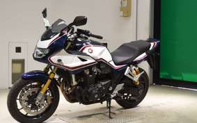 HONDA CB1300SB SUPER BOLDOR 2024 SC54