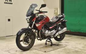 SUZUKI GSR250 2012