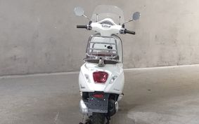VESPA PRIMA BEIGE RA150 M8120