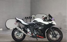 SUZUKI GSX250 R DN11A