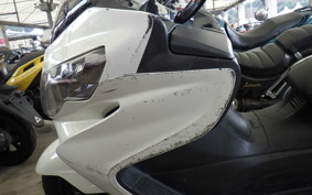 SUZUKI SKYWAVE 250 (Burgman 250) M