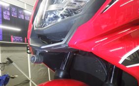 HONDA CBR650F 2018 RC83