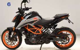 KTM 390 DUKE 2022