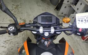 KTM 690 DUKE R 2016