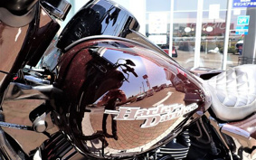 HARLEY FLHX 2011 KB4