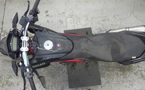 DUCATI HYPERMOTARD 820 2014