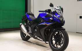 SUZUKI GSX250RA