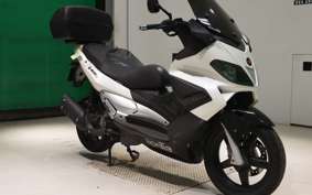 APRILIA SR MAX 300 2015