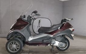 PIAGGIO PIAGGIOMP3 250RL ZAPM4720