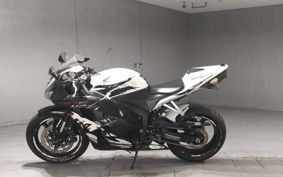 HONDA CBR600RR 2014 PC40