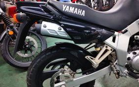 YAMAHA TDR125 DE04