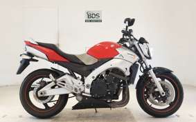 SUZUKI GSR600 2008