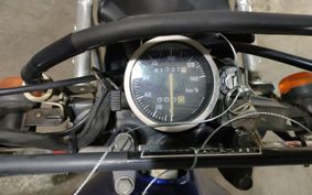 SUZUKI DJEBEL200 SH42A
