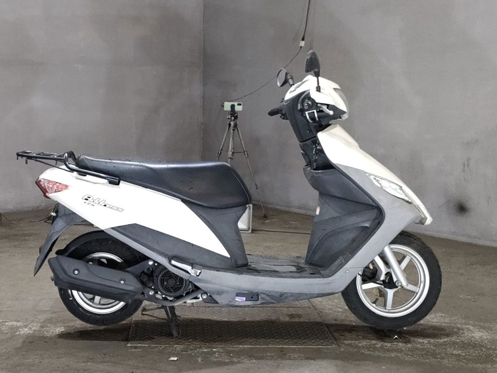 Фото Suzuki ADDRESS V125 с японского аукциона