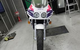 HONDA CBR250RR 2000 MC22