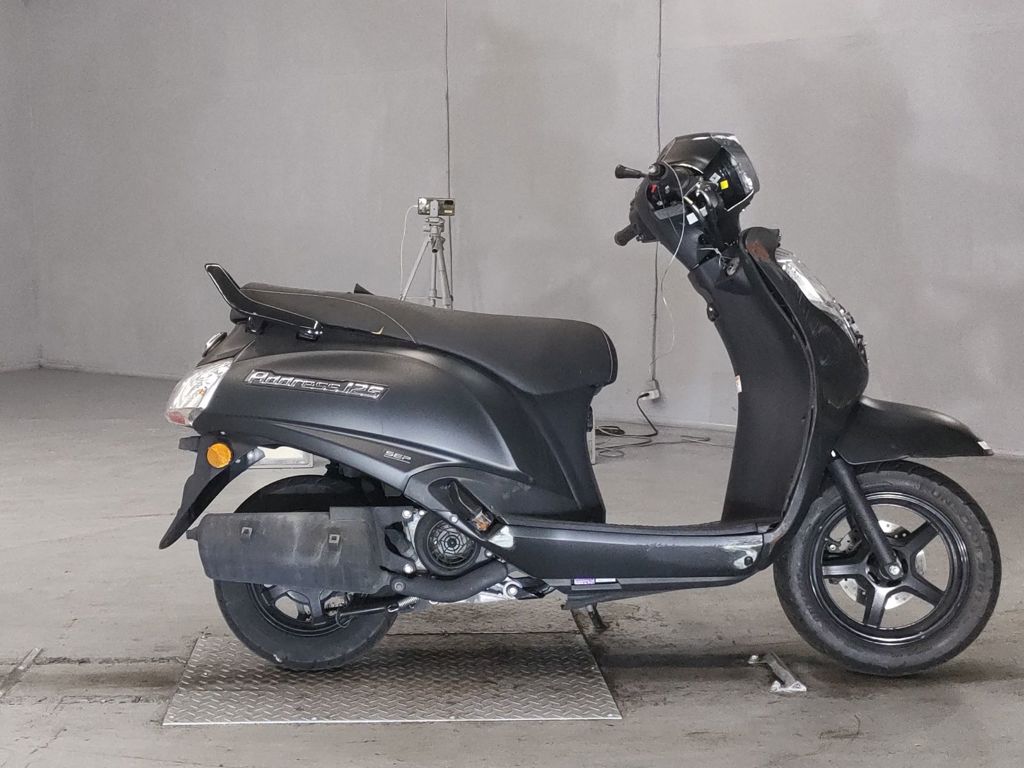 Фото Suzuki ADDRESS V125 с японского аукциона