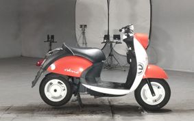 YAMAHA E-VINO SY11J