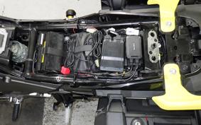 SUZUKI Vｽﾄﾛｰﾑ250