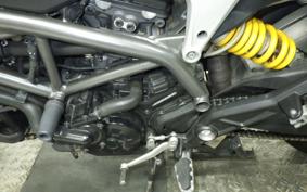 DUCATI HYPERSTRADA 939 2016
