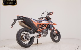 KTM 690 SMC R 2025
