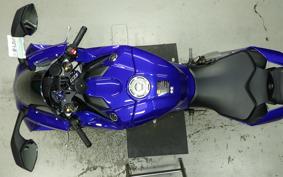 YAMAHA YZF-R1 2025