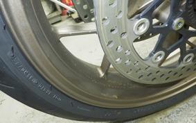 HONDA CB650R E-Clutch 2025 RH17