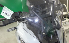 HONDA X-ADV 750 2023 RH10