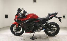 SUZUKI GSX250R 2023