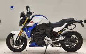 BMW F900R 2023