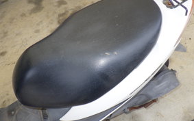 SUZUKI ADDRESS V50 Gen.2 1993 CA44A