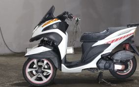 YAMAHA TRICITY 125 SE82J