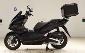 HONDA PCX 125 2004 JK05