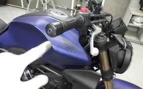 HONDA CB250RA MC52