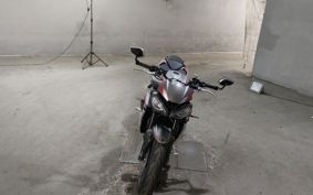 TRIUMPH TRIUMPH STREET TRIPLE R HDA544