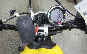 DUCATI SCRAMBLER ICON 2015